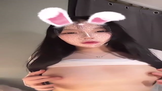 젖어버린 팬티 재끼고 보여주는 필터바니