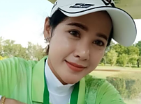 한국야동-동남아 골프장 캐디녀 꼬셔서 따묵는 대한건아