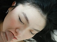 한국야동-숙면중인 함몰유두 여친의 꾸리꾸리한 보지구녕 갖고놀기