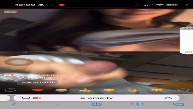 싸는거 봐주는 년