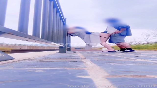 때와 장소를 가리지않고 떡치는 커플 모음