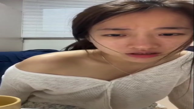 인스타 라방녀 실수로 꼭지노출 2V    1