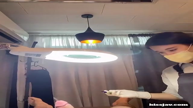 [왁싱샾] 쿠퍼액 질질싸며 여자 왁서와 대화    2 (1)