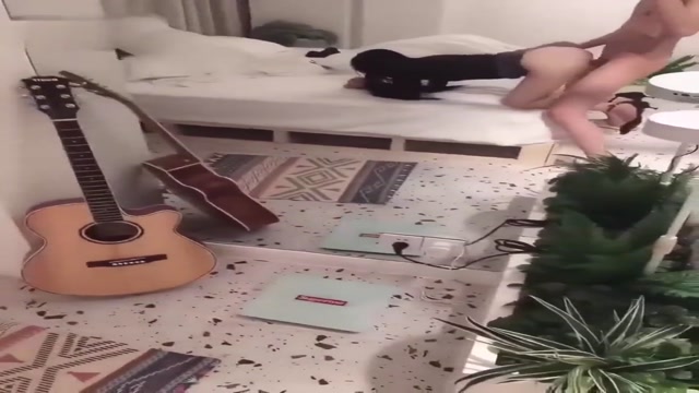 회장 비서실에 근무하는 몸짱 여친